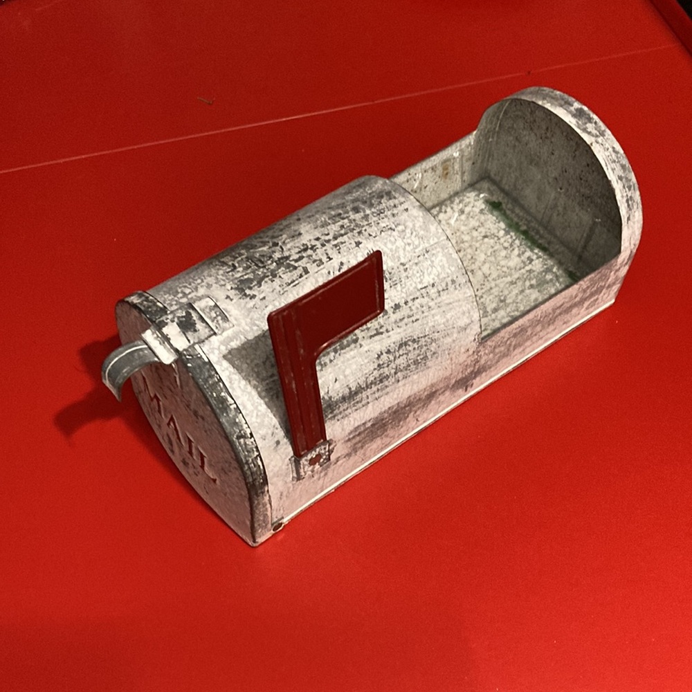 GALVANIZED Decorative Mailbox PLANTER